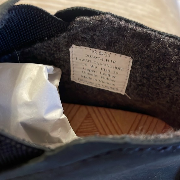 OluKai Black Ankle Boots - Picture 5 of 14